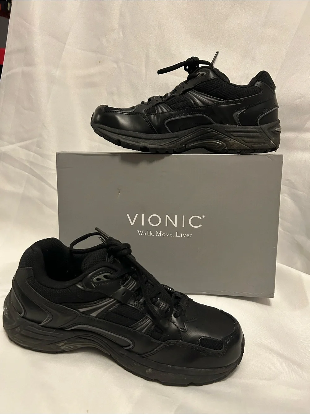 Vionic Women’s Black Athletic Comfort Sneakers